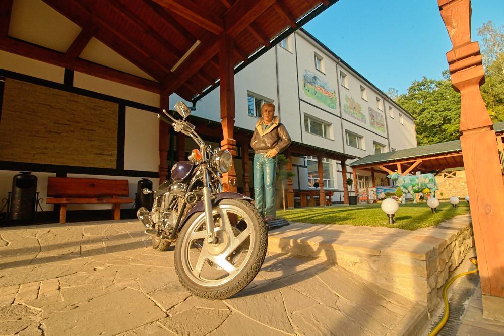 Hotel Panorama Kremenetsʼ Esterno foto